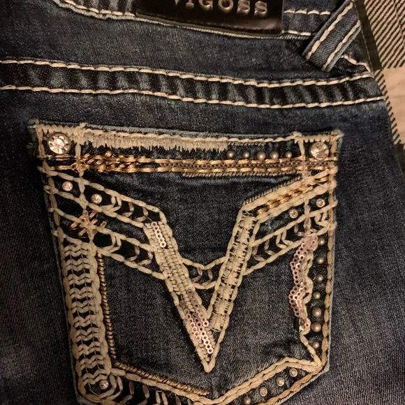 Vigoss Women's Dark Blue Boot Cut Jeans with Embellished Pockets - Picture 7 of 9